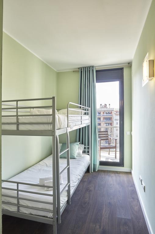 The Lonely Chimney Apartments Barcelona Pokoj fotografie